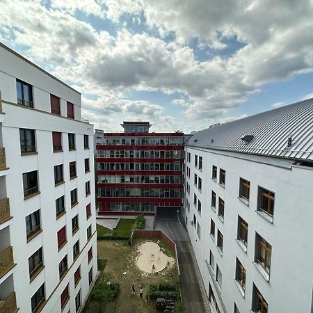 Either Private 2B2B Or Shared 1B1B, Luxury, Bright, Spacious Berlin Eksteriør billede