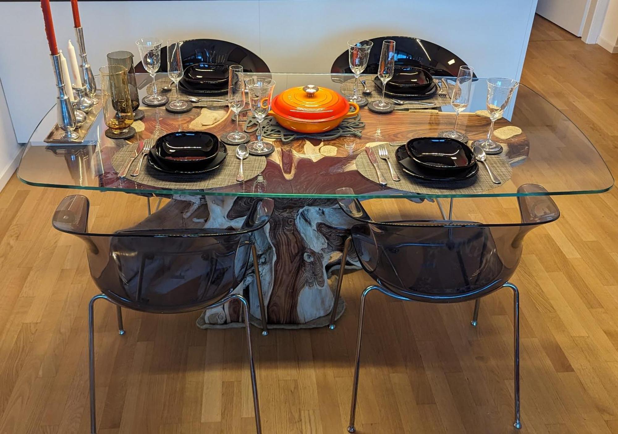 Either Private 2B2B Or Shared 1B1B, Luxury, Bright, Spacious Berlin Værelse billede